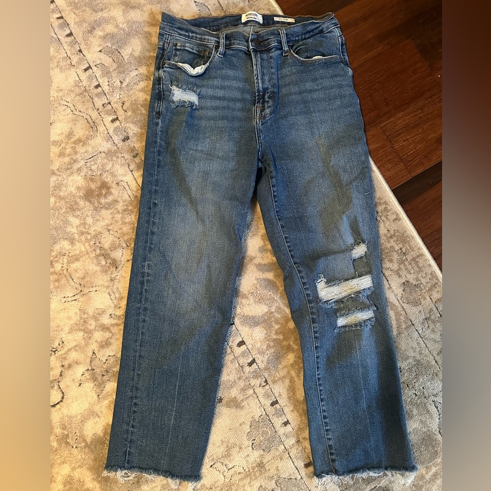 Kensie Vintage Luxe The Slim Distressed Blue Jeans